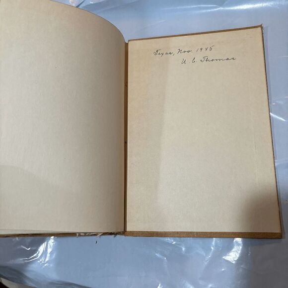 WILL ROGERS, HIS STORY AS TOLD BY HIS WIFE, 1943, BY BETTY ROGERS - Picture 11 of 13